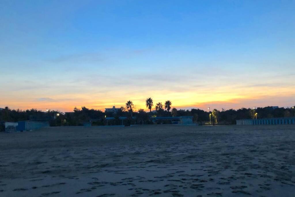 شقة Panoramico E Vicinissimo Al Mare كامبومارينو المظهر الخارجي الصورة